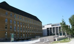 Justizzentrum mit Alt- und Neubau